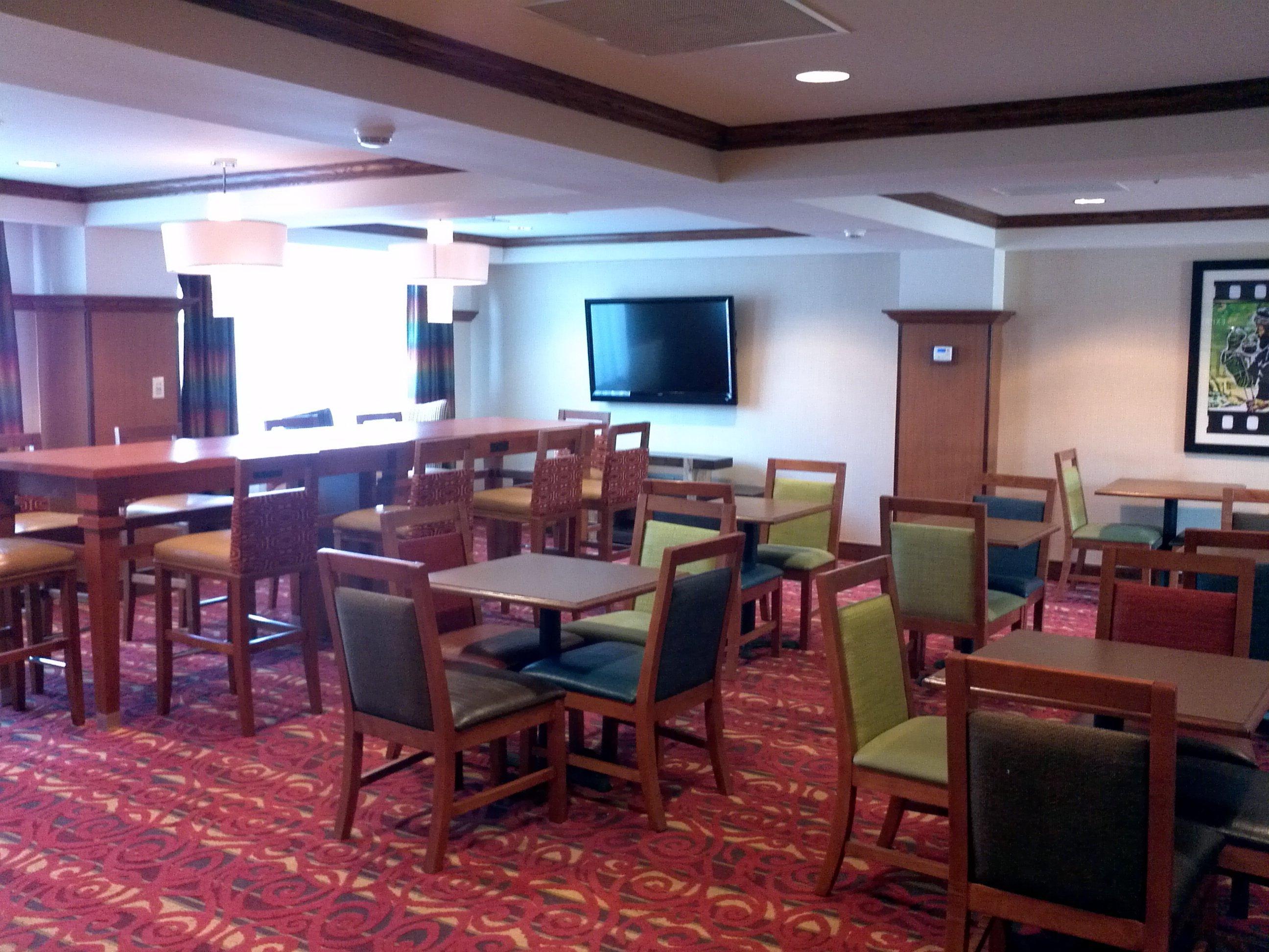 Holiday Inn Express And Suites Гринвилл Ресторан фото